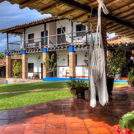 Hotel Bosques Del Saman Alcala Quimbaya Exterior photo