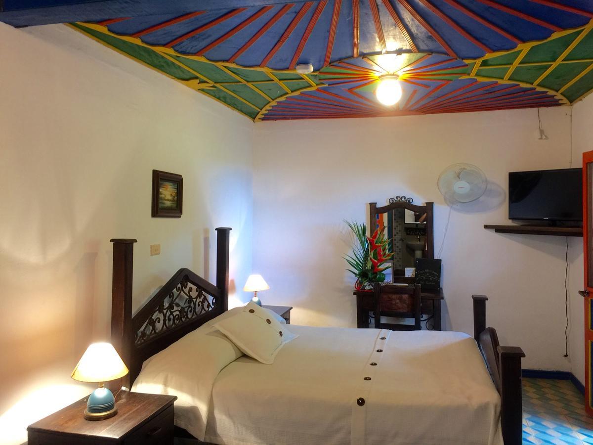 Hotel Bosques Del Saman Alcala Quimbaya Exterior photo