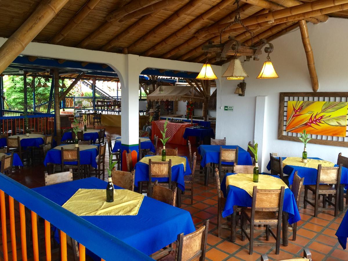Hotel Bosques Del Saman Alcala Quimbaya Exterior photo